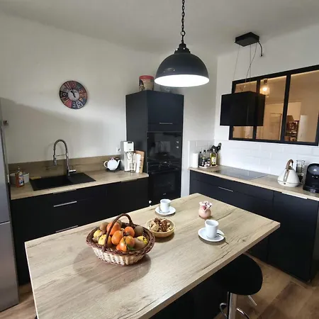 Charming T3 With Balconies In Апартаменты *