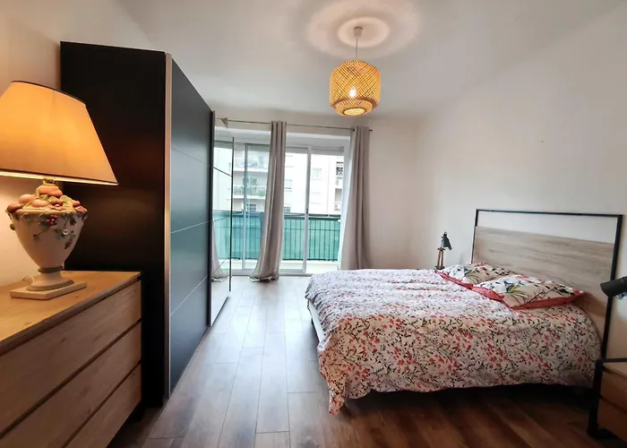 Daire Charming T3 With Balconies In